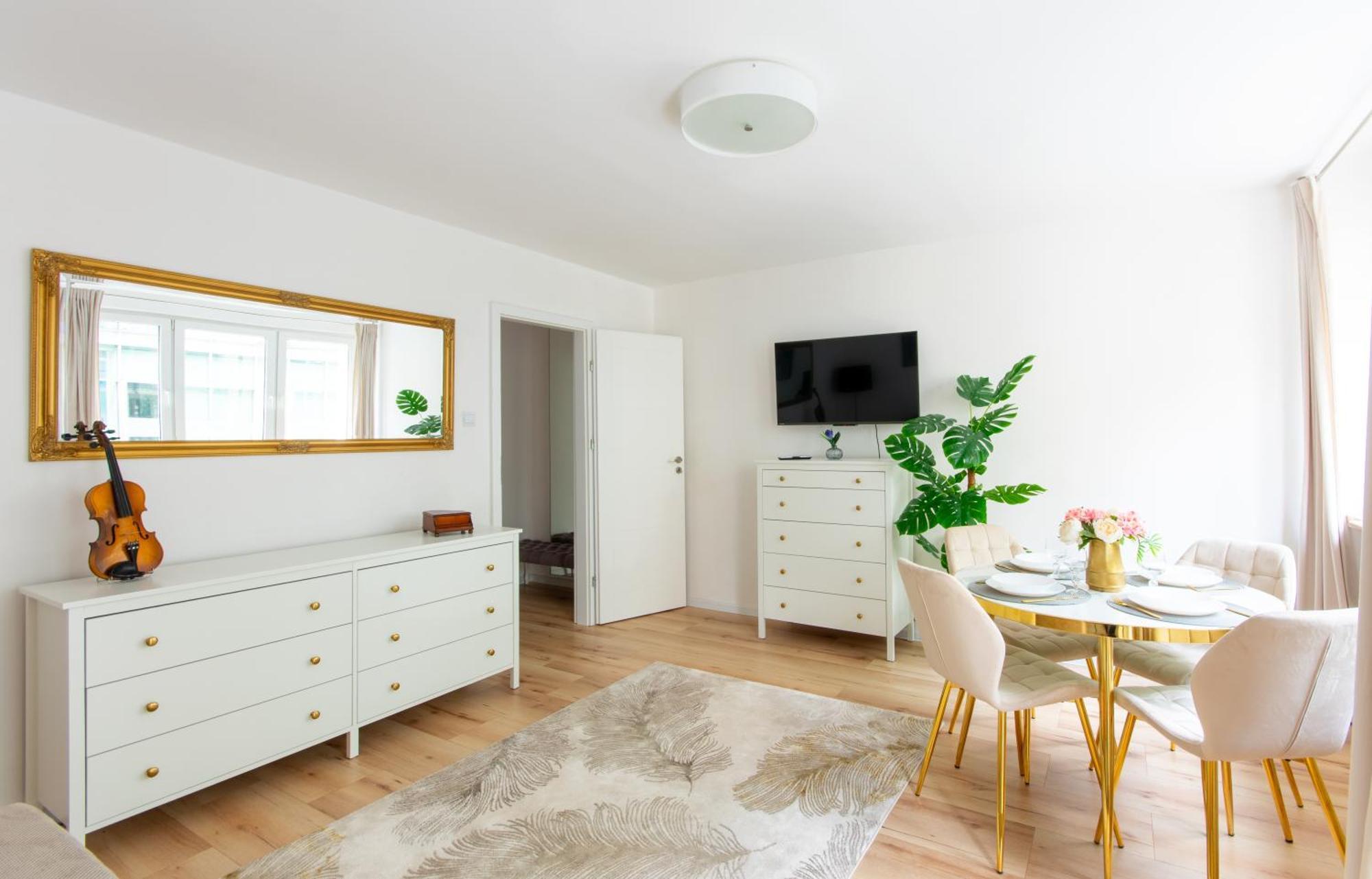 Feelharmony Jasna Apartment - Metro Swietokrzyska Warszawa Eksteriør billede